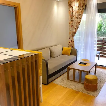 S23 * زلاتيبور